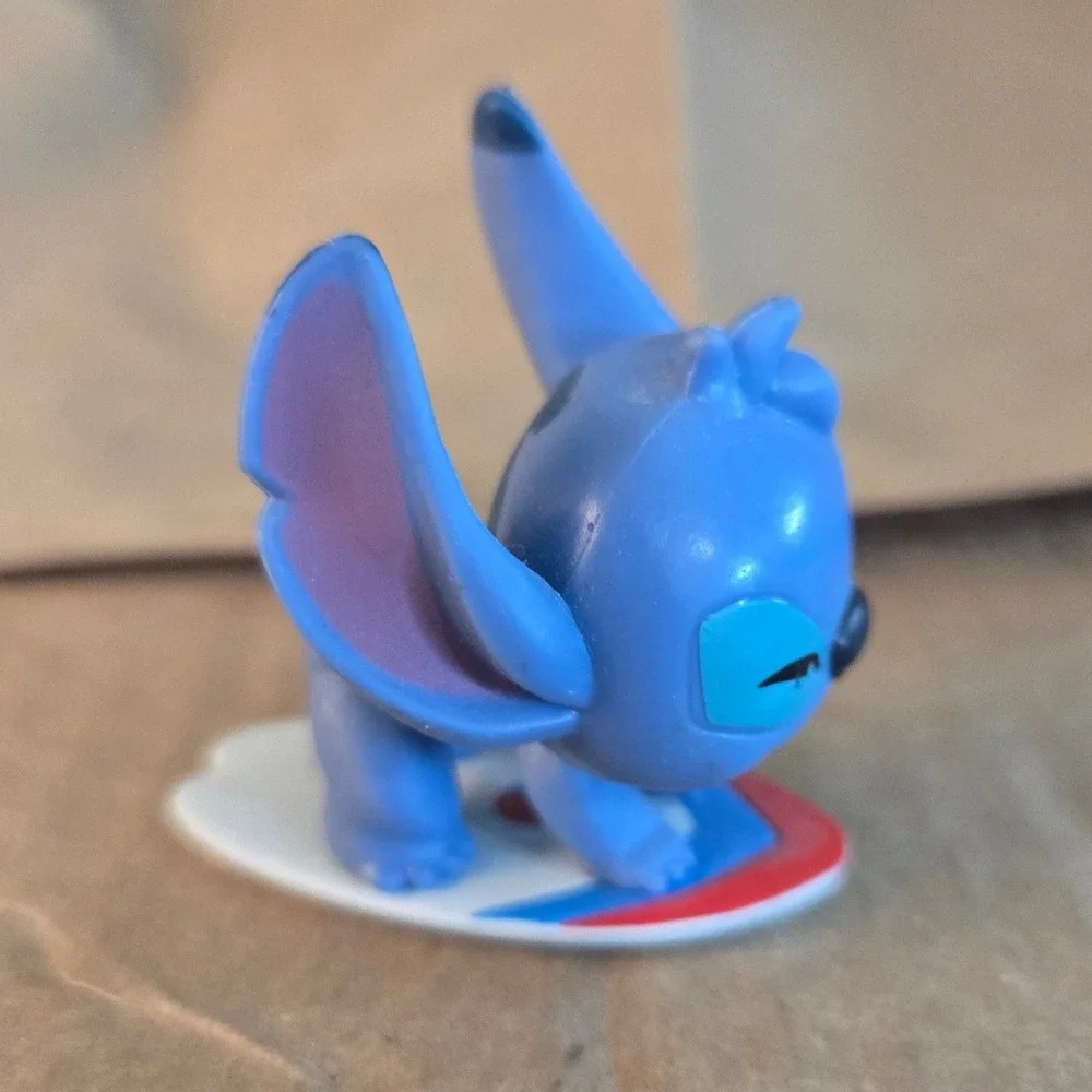 Disney Lilo and Stitch Surfing Mini Figure Blue PVC Collectible Toy Winking